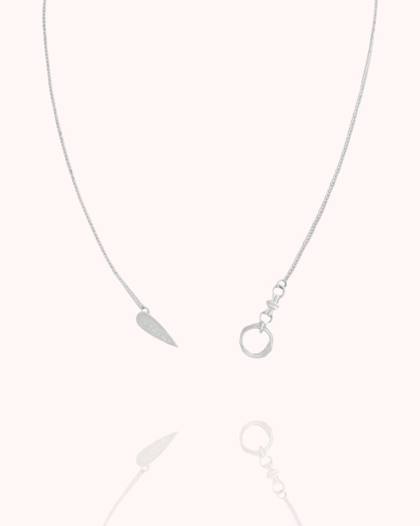 Physis long necklace and belt