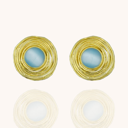 Physis gold vermeil stud earring with blue cats eye